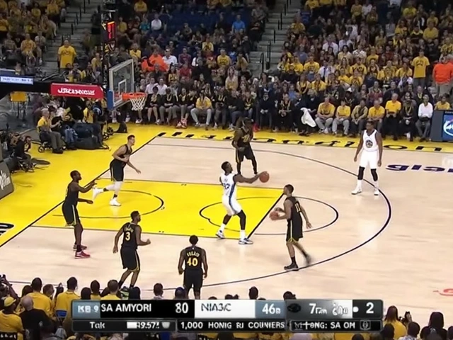 Stephen Curry brilha com triplo-duplo e Warriors vencem Rockets nos playoffs da NBA 2025